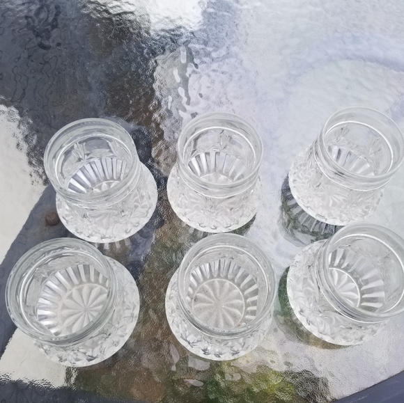 SET OF 6 VINTAGE PINWHEEL CRYSTAL SHORT GLASSES - Picture 2 of 4